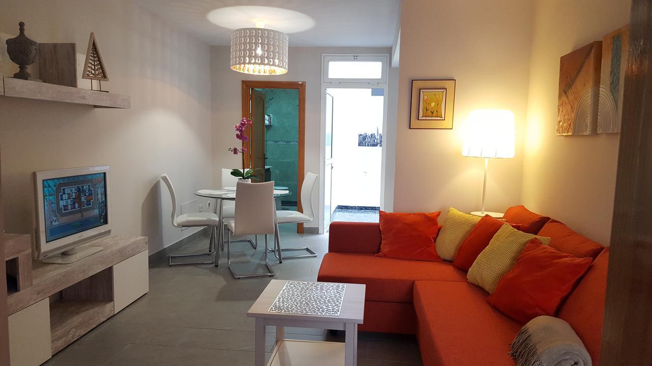Apartamentos Dalia Vecindario  Luaran gambar